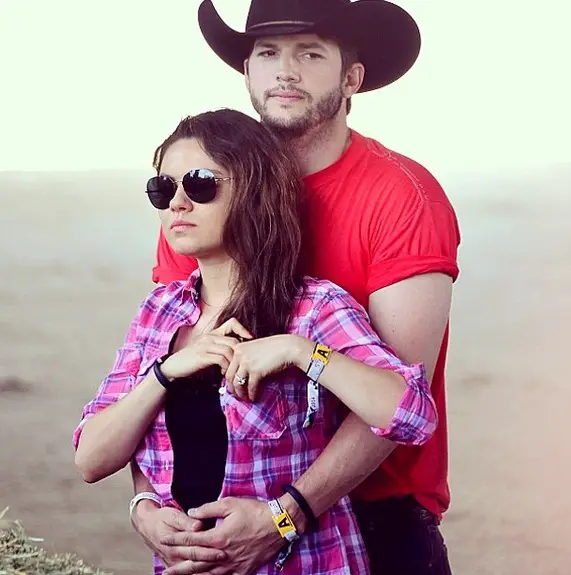 Credit: Ashton Kutcher and Mila Kunis/ Instagram