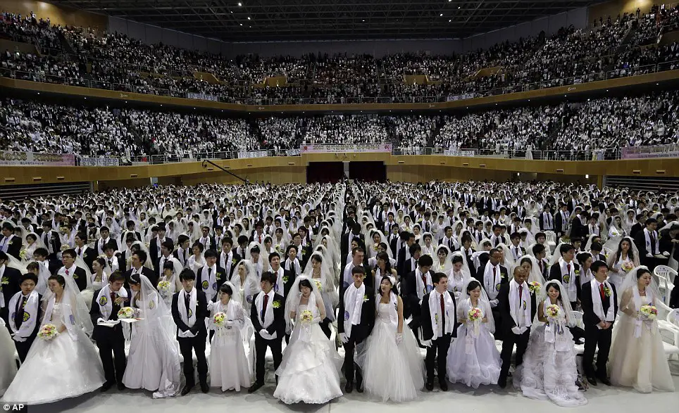 mass-wedding