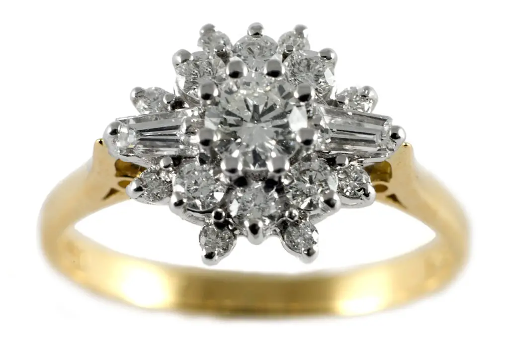 diamond-cluster-engagement-ring-with-16