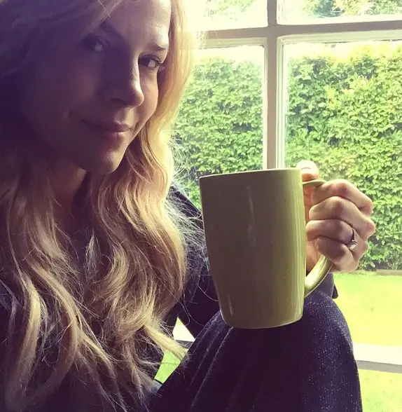 Credit: Julie Benz/Instagram