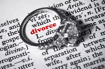 Divorce-Ring (1)