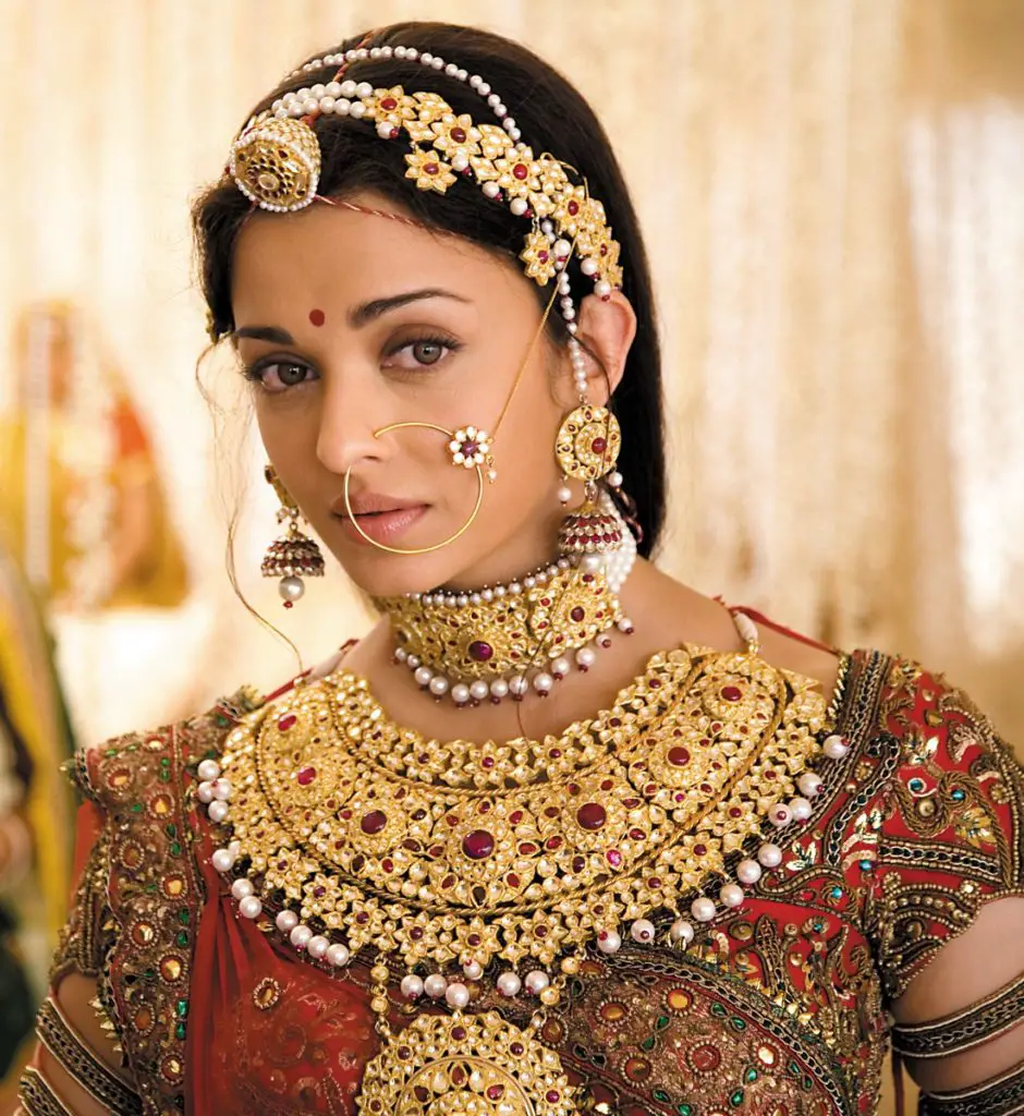 indian-bridal-jewellry-sets-10