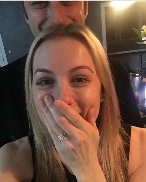 Iliza Shlesinger engagement ring close up