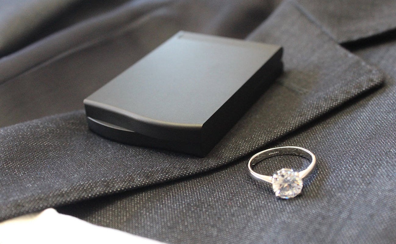 Flat engagement ring shop box